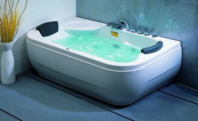 Как правильно вымыть ванну с гидромассажем 